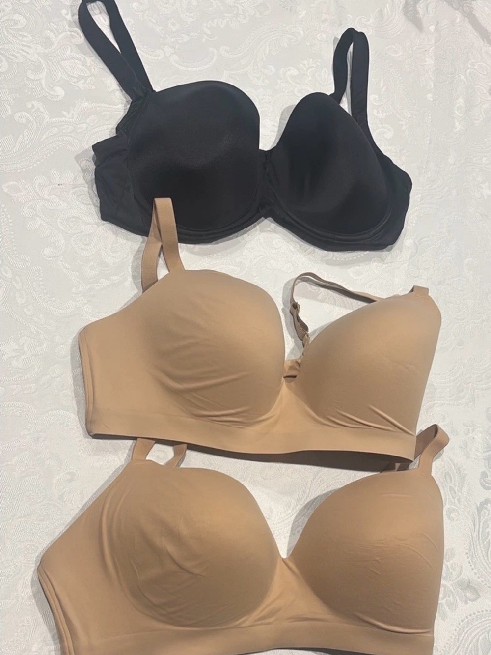 3 Soma Endless Bra -Everyday Comfort Wireless- Black & Nude